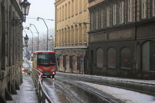 冬日布拉格城市交通图片素材免费下载