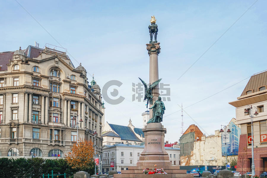 乌克兰利沃夫老城雕塑图片素材免费下载