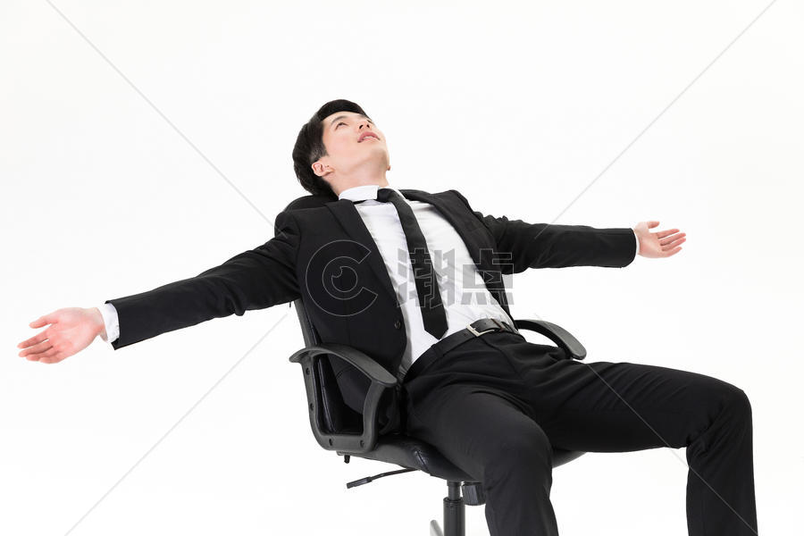 商务男性坐在椅子上图片素材免费下载