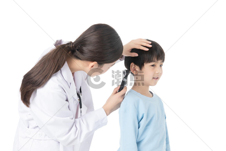 儿童体检耳道检查图片素材免费下载