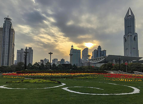 上海人民广场黄昏景色图片素材免费下载