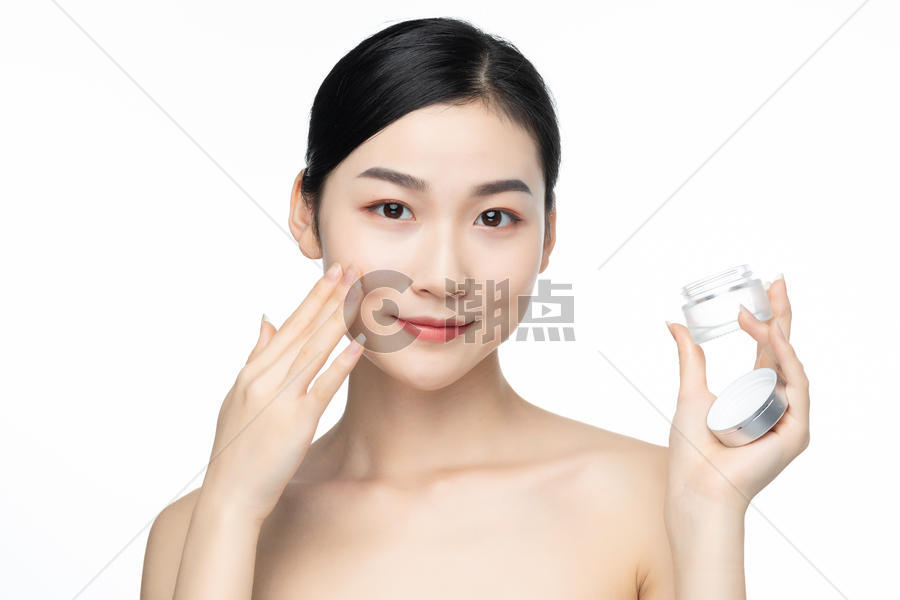 女性护肤面霜乳液图片素材免费下载