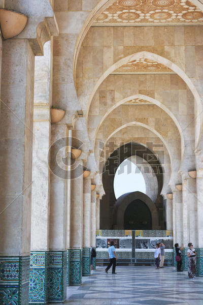 摩洛哥卡萨布兰卡哈桑二世清真寺走廊图片素材免费下载