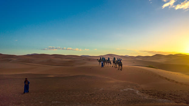撒哈拉沙漠日出图片素材免费下载