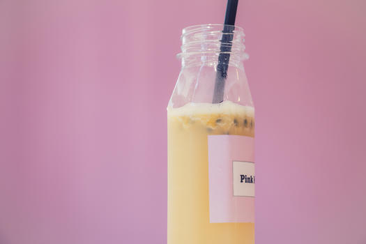 夏日粉色百香果乳酸菌饮料图片素材免费下载