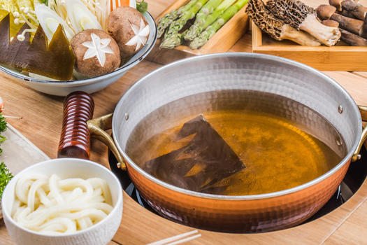 日式火锅与食材图片素材免费下载