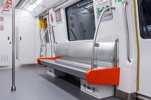 厦门地铁内部的椅子图片素材免费下载