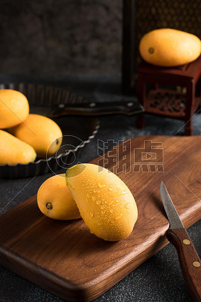 新鲜美味的芒果图片素材免费下载