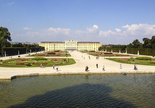 维也纳美泉宫全景图片素材免费下载