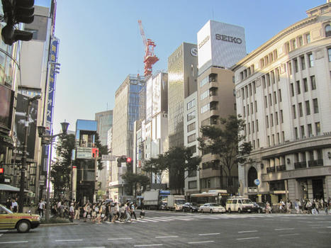 东京地标银座四丁目路口街景图片素材免费下载