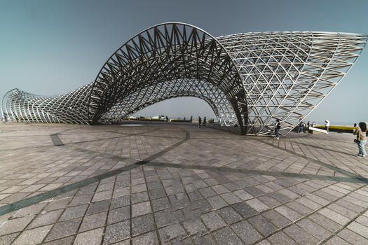 南汇嘴观海公园钢结构雕塑图片素材免费下载
