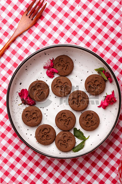 巧克力饼干图片素材免费下载