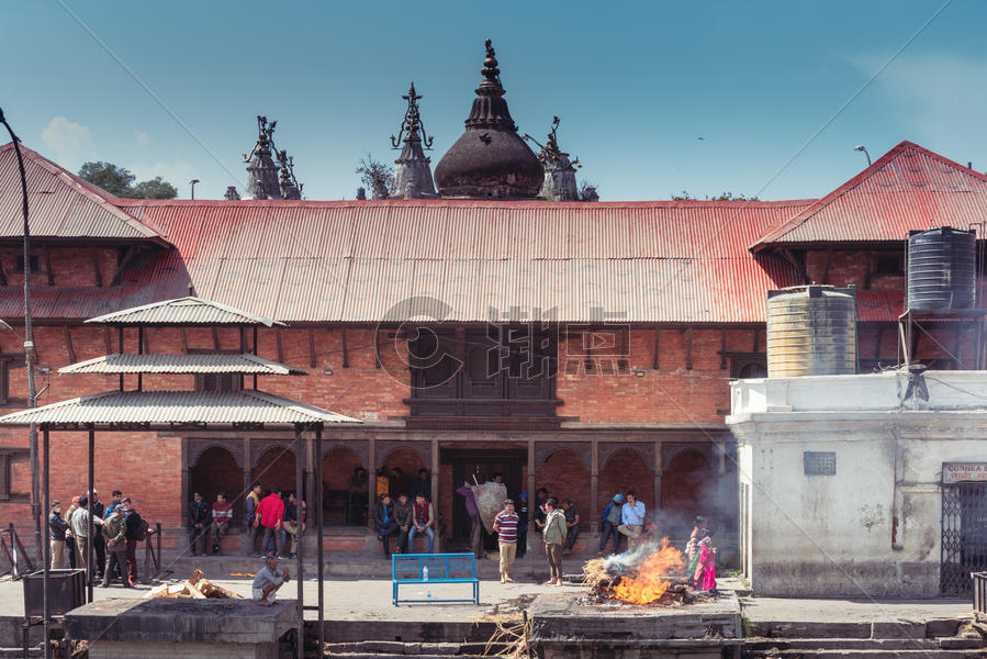 尼泊尔加德满都烧尸庙图片素材免费下载