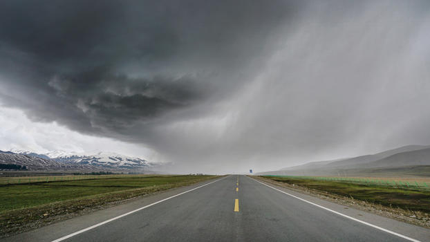 新疆暴风雨图片素材免费下载