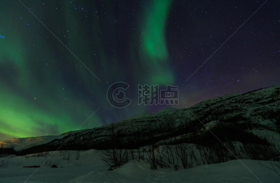 美丽的北欧冬季北极光图片素材免费下载
