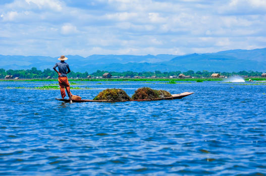 缅甸茵莱湖捕鱼人图片素材免费下载