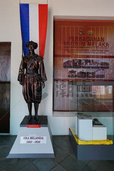 马六甲历史博物馆荷兰殖民者雕像图片素材免费下载