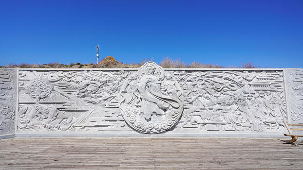 新疆天山天池西王母雕塑图片素材免费下载