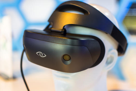 VR全景眼镜图片素材免费下载