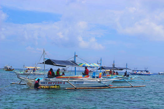 菲律宾长滩岛螃蟹船图片素材免费下载