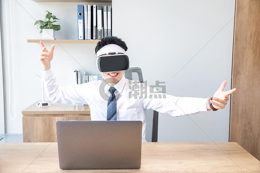 职场白领科技vr办公摄影图6720*4480图片素材免费下载-编号982404-潮点视频