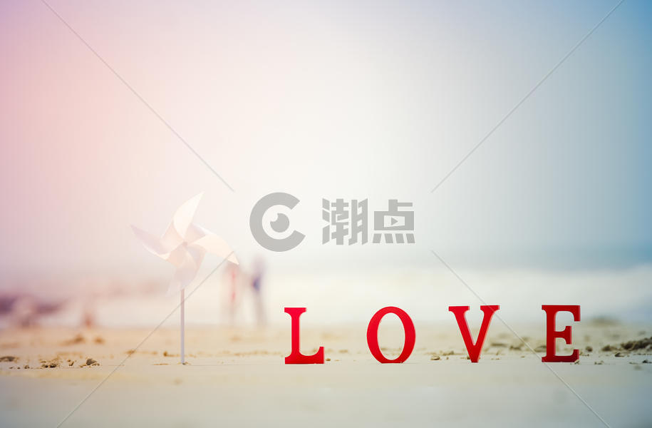 520情人节海边love图片素材免费下载