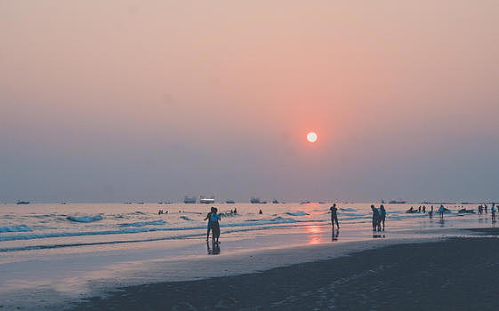 傍晚夕阳海滩落日图片素材免费下载