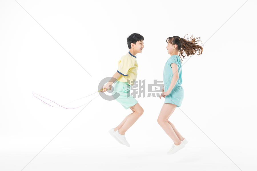 儿童跳绳图片素材免费下载