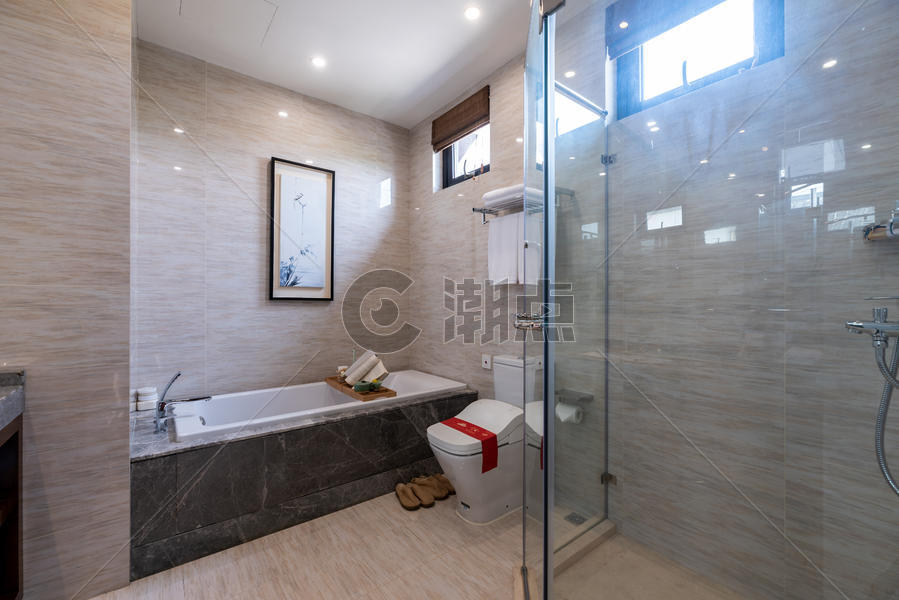新中式别墅样板房里的卫生间图片素材免费下载