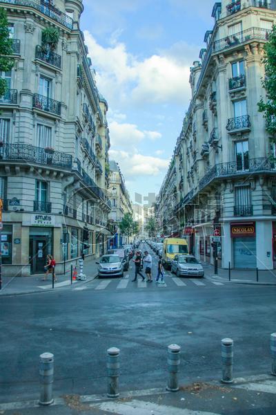 法国巴黎街头盗梦空间图片素材免费下载