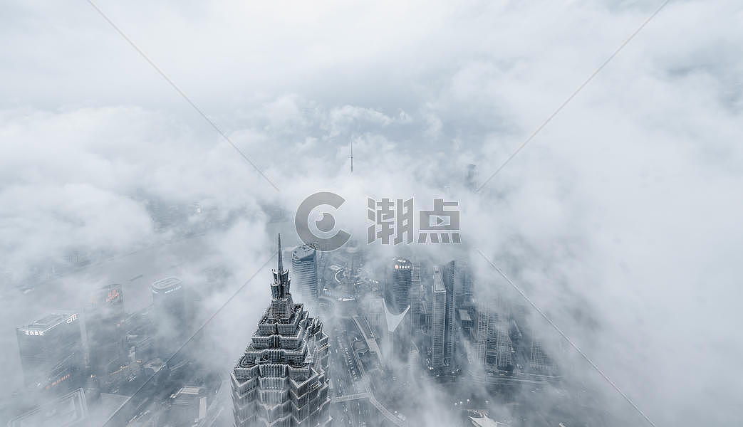云雾中的上海图片素材免费下载