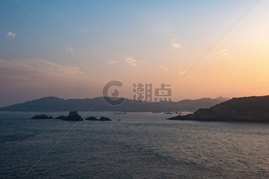 大海小岛夕阳图片素材免费下载