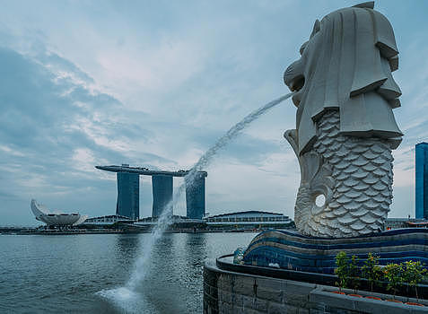 新加坡狮头鱼尾像图片素材免费下载