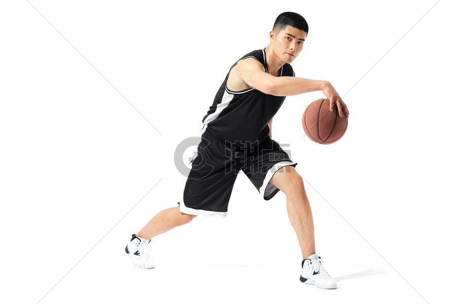 篮球运动员运球图片素材免费下载