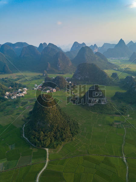 桂林田园喀斯特地貌图片素材免费下载