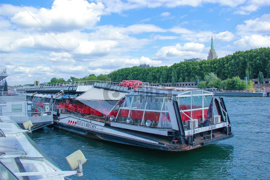 法国塞纳河畔水上餐厅图片素材免费下载