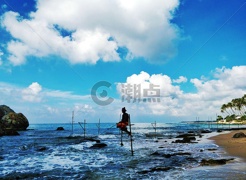 斯里兰卡高跷渔夫图片素材免费下载