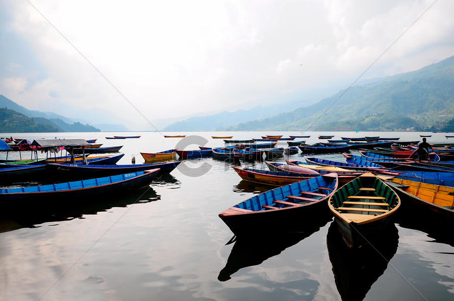 尼泊尔博卡拉湖图片素材免费下载