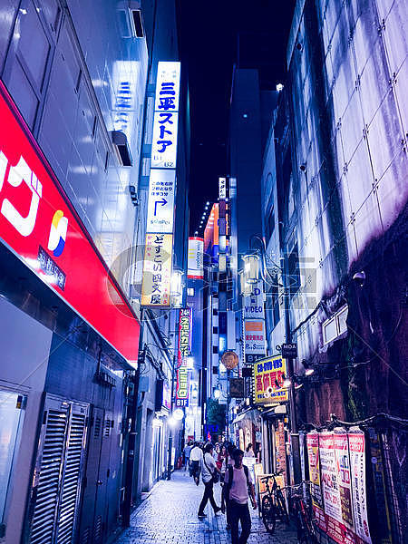 东京夜晚街头图片素材免费下载