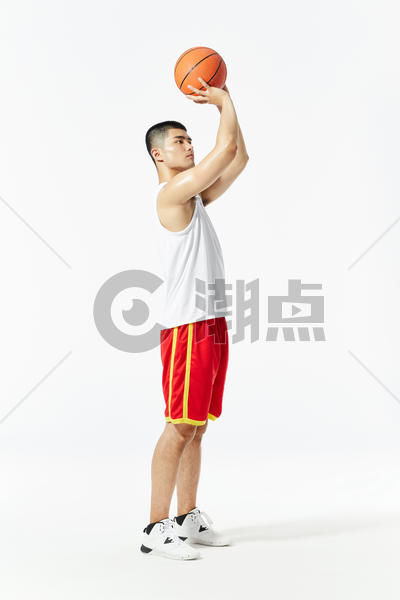 篮球运动员投篮动作图片素材免费下载