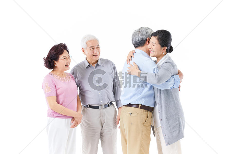 老年夫妇拥抱图片素材免费下载