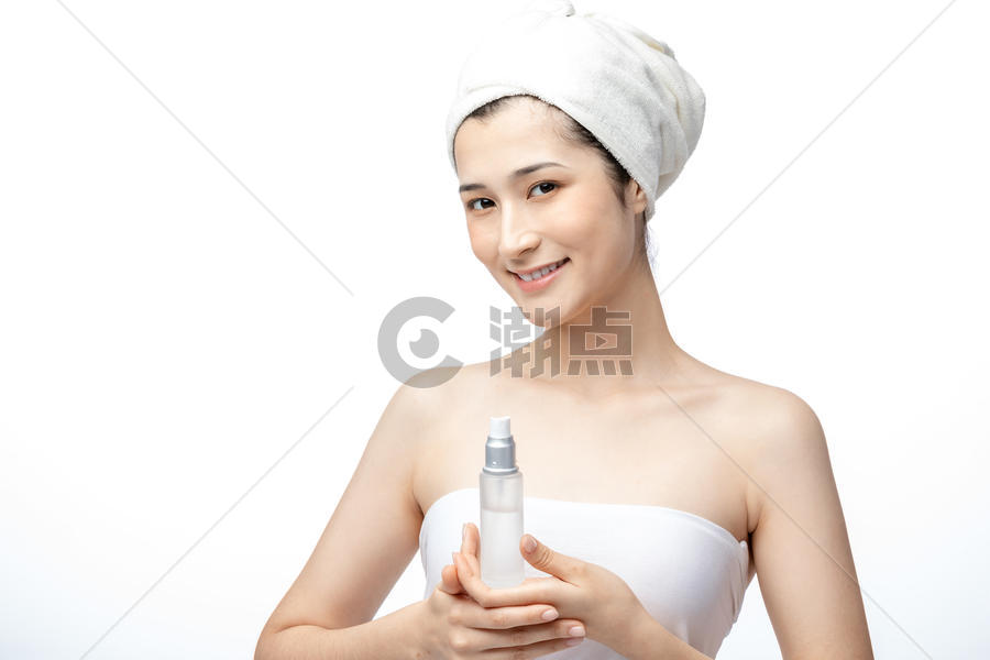 女性护肤爽肤水图片素材免费下载