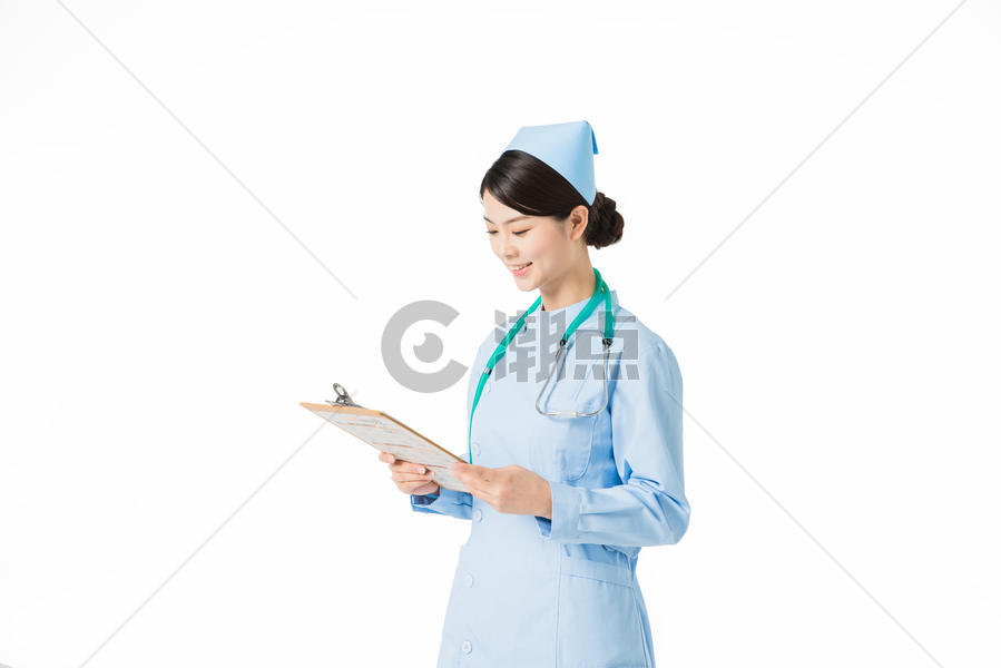 护士翻看病例图片素材免费下载