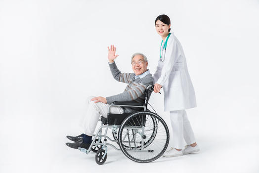 轮椅老人与护工图片素材免费下载