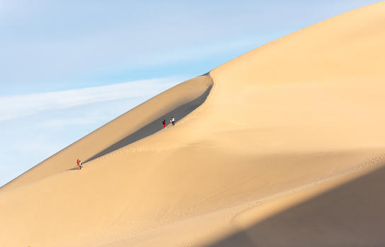 沙漠戈壁滩图片素材免费下载