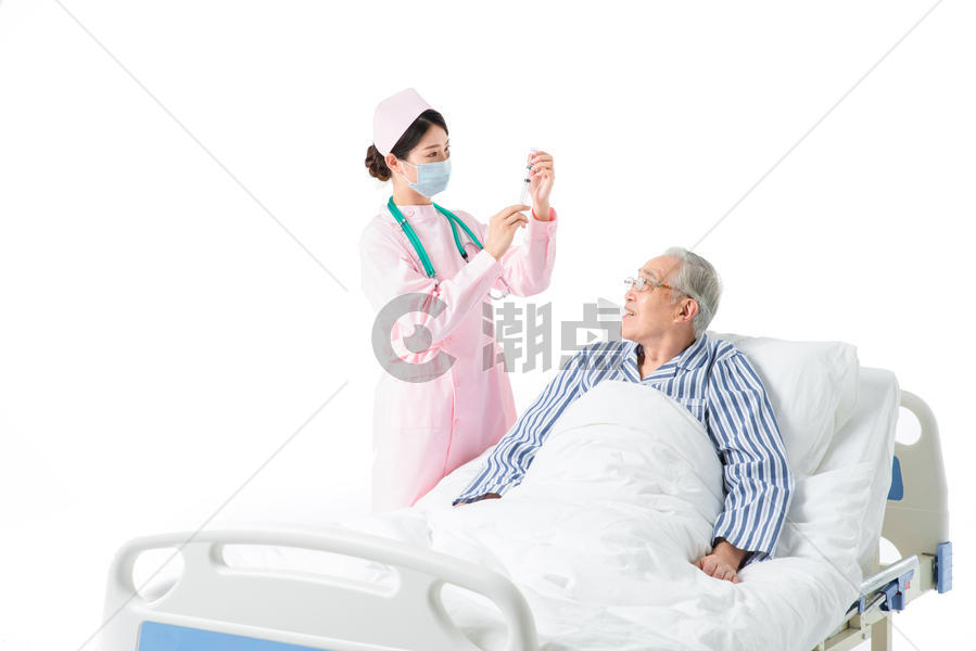 护士为住院病人打针图片素材免费下载