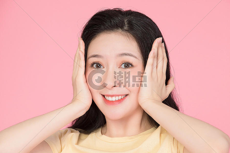美女夸张表情摄影图6720*4480图片素材免费下载-编号998518-潮点视频