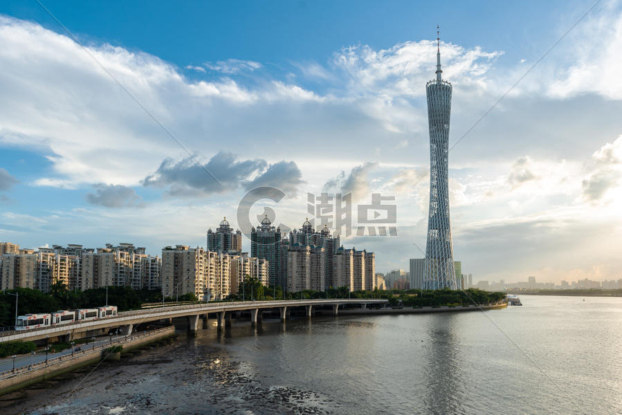 蓝天白云下的广州图片素材免费下载