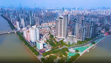 4K航拍广州洲头咀半岛城市建筑群视频的预览图