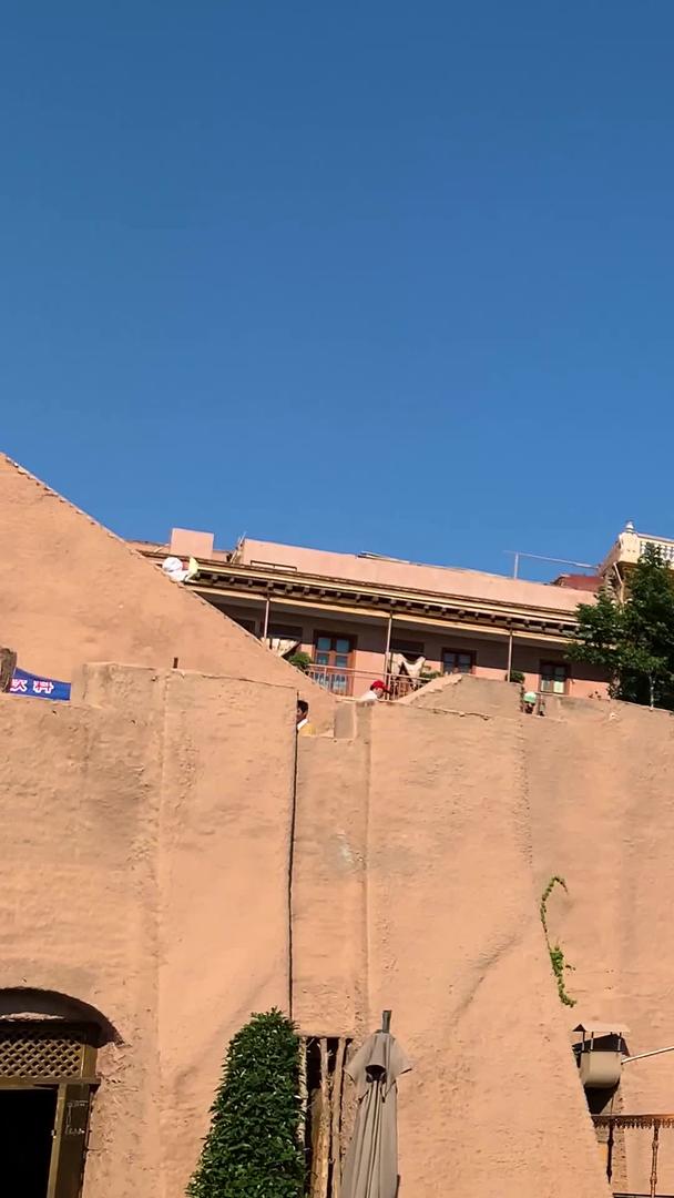 5A著名旅游景点喀什古城东城门城墙视频集合视频的预览图